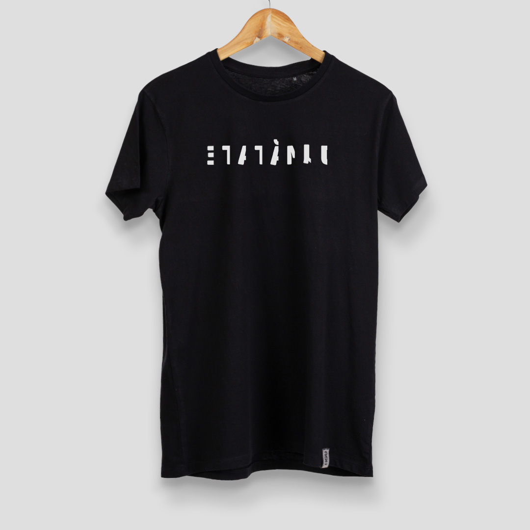 tricou negru-jumatate II-ash store